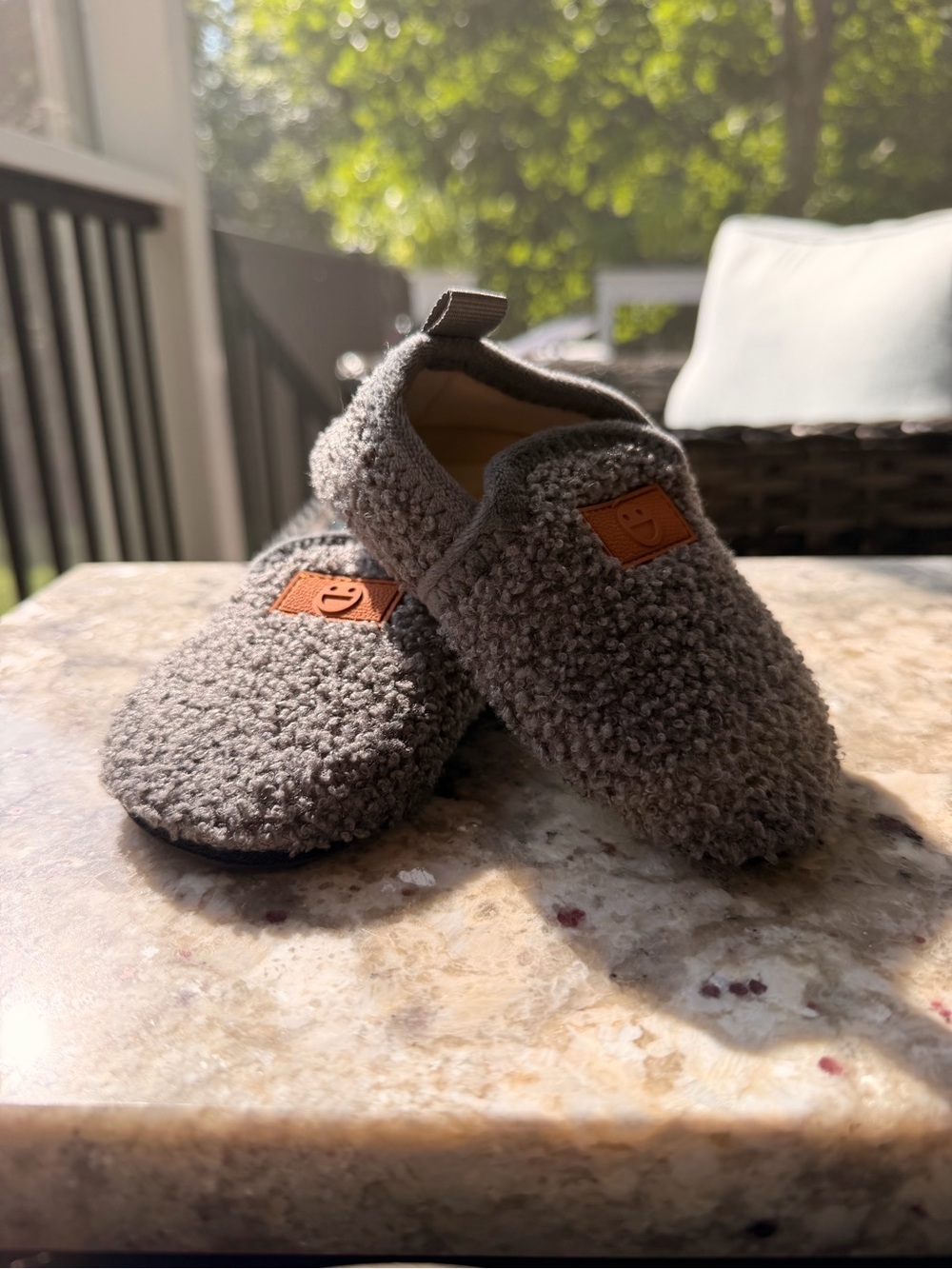 Kids Cozy Sherpa Slippers - Gray